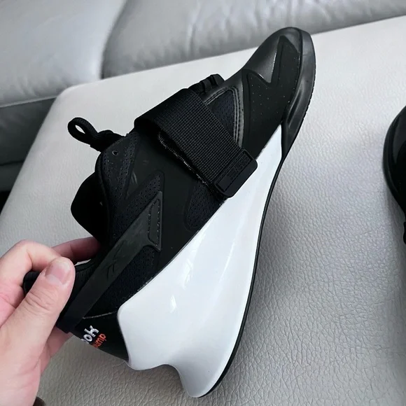 NWT - Reebok Men’s Legacy Lift III - Size 10 - Picture 5 of 12